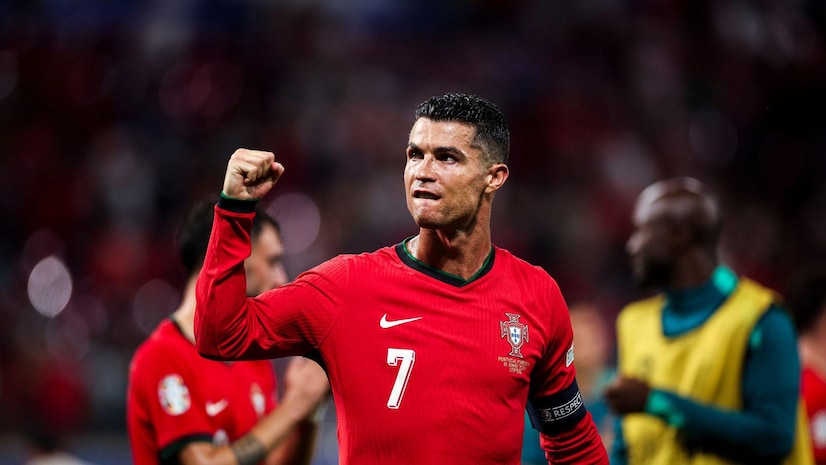 看球直播_看球直播 - 提供NBA、英超、CBA等体育赛事的超清直播,极速加载,畅享无与伦比的观赛体验!